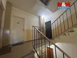 Pronájem bytu 1+1, Ústí nad Labem - Střekov, Tolstého, 37 m2