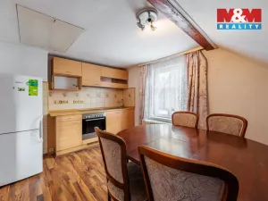 Prodej ubytování, Bečov nad Teplou, Nádražní, 298 m2
