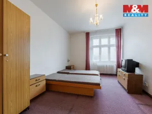 Prodej ubytování, Bečov nad Teplou, Nádražní, 298 m2