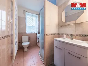 Prodej rodinného domu, Tři Dvory, 250 m2