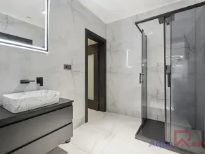 Prodej rodinného domu, Karlovy Vary, 180 m2