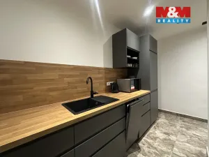 Pronájem kanceláře, Praha - Holešovice, Přístavní, 22 m2