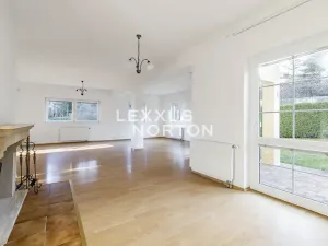 Pronájem rodinného domu, Praha - Nebušice, K vinicím, 251 m2