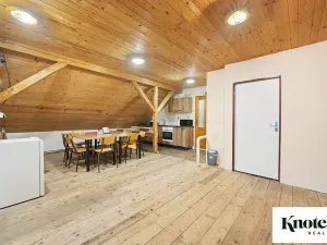 Prodej kanceláře, Račice-Pístovice, 479 m2