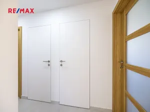 Pronájem bytu 3+1, Praha - Dejvice, Mydlářka, 55 m2