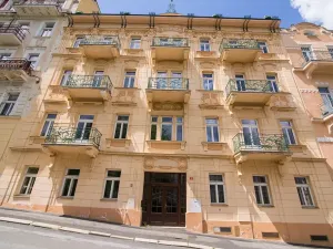 Prodej bytu 2+kk, Mariánské Lázně, Ruská, 53 m2