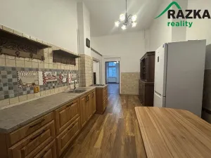 Prodej bytu 2+1, Karlovy Vary, 82 m2