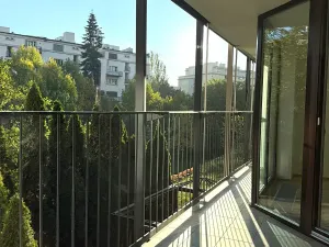 Prodej bytu 2+kk, Praha - Žižkov, Ke kapslovně, 58 m2