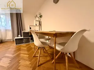 Pronájem bytu 2+1, Pardubice, Jiránkova, 63 m2