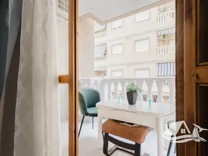 Prodej bytu 3+kk, Torrevieja, Španělsko, 48 m2