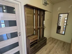 Pronájem bytu 2+1, Brno - Žabovřesky, Záhřebská, 55 m2