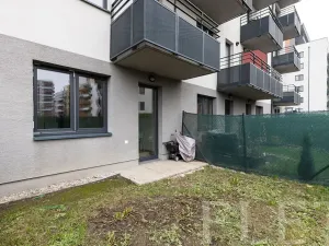 Pronájem bytu 1+kk, Praha - Letňany, Škrábkových, 43 m2