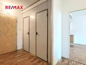 Pronájem bytu 2+kk, Praha - Stodůlky, Kettnerova, 45 m2