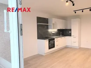 Pronájem bytu 3+kk, Praha - Břevnov, Bolívarova, 62 m2