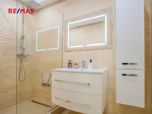 Prodej bytu 3+1, Karviná, tř. Těreškovové, 75 m2