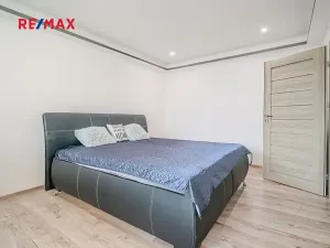 Prodej bytu 3+1, Karviná, tř. Těreškovové, 75 m2