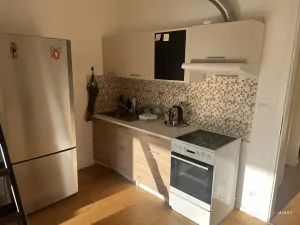 Pronájem bytu 1+kk, Praha - Kbely, Plzákova, 30 m2