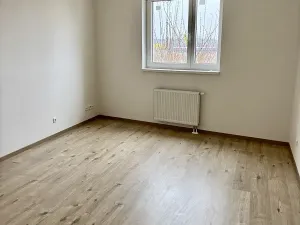 Prodej bytu 2+kk, Praha - Dolní Počernice, Černodolská, 64 m2