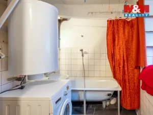 Prodej činžovního domu, Husinec, P. Chelčického, 167 m2