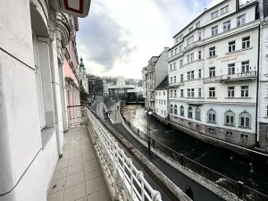 Prodej bytu 4+1, Karlovy Vary, Vřídelní, 160 m2