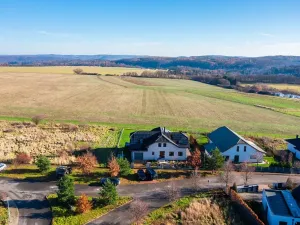 Prodej rodinného domu, Líšnice, 336 m2