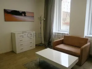 Pronájem bytu 1+kk, Brno, Bratislavská, 35 m2
