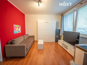 Prodej bytu 2+1, Hodonín, Očovská, 43 m2