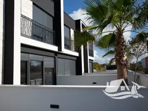 Prodej bytu 4+kk, Privlaka, Chorvatsko, 99 m2