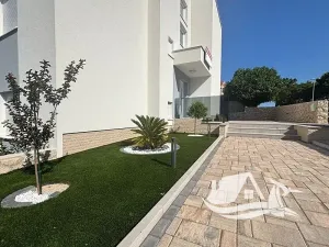 Prodej bytu 3+kk, Novalja, Chorvatsko, 82 m2