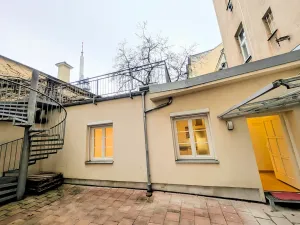 Pronájem bytu 1+kk, Praha - Vinohrady, Bořivojova, 33 m2