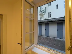 Pronájem bytu 1+kk, Praha - Vinohrady, Bořivojova, 33 m2