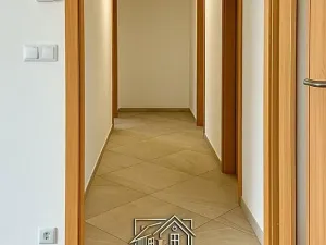 Pronájem bytu 2+kk, Praha - Kamýk, Zimova, 57 m2