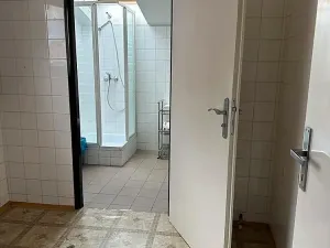 Pronájem skladu, Praha, Libušská, 1900 m2