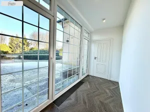 Pronájem rodinného domu, Jesenice - Zdiměřice, Skřivanová, 345 m2