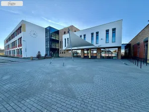 Pronájem rodinného domu, Jesenice - Zdiměřice, Skřivanová, 345 m2