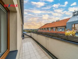 Pronájem bytu 1+kk, Praha - Libeň, Na kopečku, 33 m2