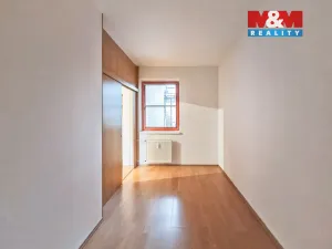 Pronájem bytu 2+kk, Dvůr Králové nad Labem, Štefánikova, 49 m2