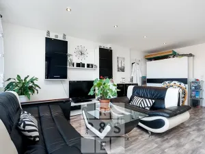 Prodej vícegeneračního domu, Praha - Štěrboholy, Pod areálem, 333 m2