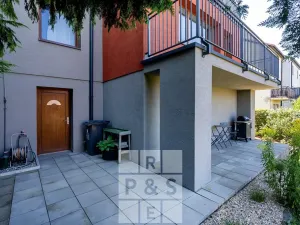 Prodej vícegeneračního domu, Praha - Štěrboholy, Pod areálem, 333 m2