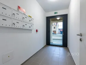 Pronájem bytu 1+kk, Staré Město, Hradišťská, 35 m2