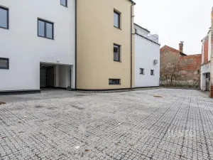 Pronájem bytu 1+kk, Staré Město, Hradišťská, 34 m2