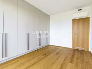 Pronájem bytu 3+kk, Praha - Karlín, Rohanské nábřeží, 90 m2