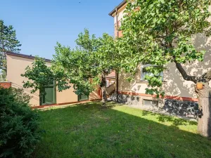 Pronájem vily, Praha - Modřany, Nečova, 200 m2