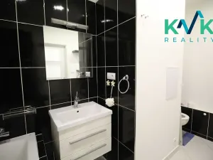 Prodej bytu 3+1, Karlovy Vary, Krušnohorská, 68 m2