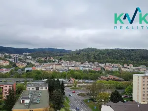 Prodej bytu 3+1, Karlovy Vary, Krušnohorská, 68 m2
