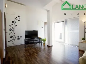 Pronájem bytu 1+kk, Brno, Dobrovského, 40 m2