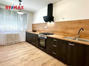 Pronájem bytu 3+1, Kladno, Litevská, 66 m2