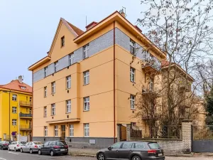 Pronájem bytu 2+kk, Praha - Nusle, Lounských, 38 m2