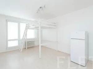 Pronájem bytu 1+kk, Praha - Letňany, Křivoklátská, 27 m2