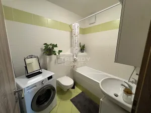 Pronájem bytu 2+kk, Praha - Hostivař, Fojtova, 49 m2